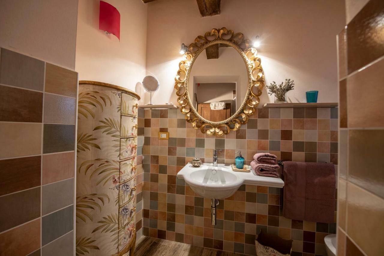 La Casina Di Pia Apartman Montieri Kültér fotó